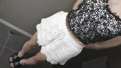 4721244 Weekend idol♪ 20-year-old slender beauty. She is a beautiful girl who is a weekend idol! **p**zsnsoqz