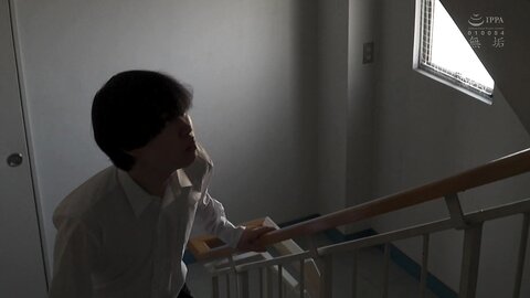 MUDR-329 If I'm Going To Die Now Anyway, Let Me Get Laid Just Once Before That. Yumi Nijimura