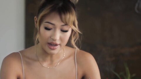 Asian Jennie Rose Strap On Fucks Newbie Masseuse Mina Luxx