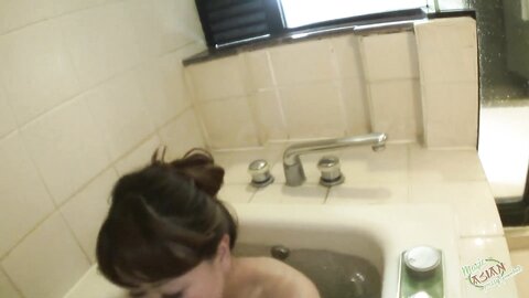 A Bath And A Creampie Fills The Beautiful Japanese Hiroko Nagatomo With