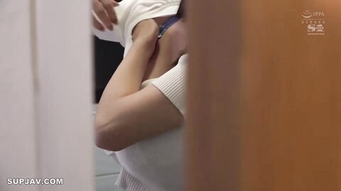 Beautiful student with big tits seduces her classmates (SONE-340 / Decensored)