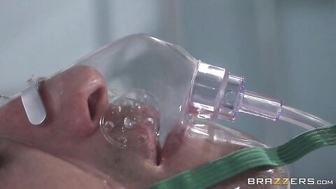 Rio Lee Naughty Vision During Incision