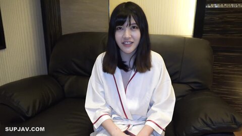 4732107 [初回限定特別価格！]**pzzyxqx*z* 身長170cm美スレンダー20歳。清楚で真面目な性格の裏に潜むドスケベ。快感にガクガク！中出し懇願！エロ汁溢れる狭膣大量中出し。