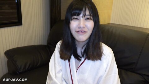 4732107 [初回限定特別価格！]**pzzyxqx*z* 身長170cm美スレンダー20歳。清楚で真面目な性格の裏に潜むドスケベ。快感にガクガク！中出し懇願！エロ汁溢れる狭膣大量中出し。