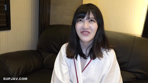 4732107 [初回限定特別価格！]**pzzyxqx*z* 身長170cm美スレンダー20歳。清楚で真面目な性格の裏に潜むドスケベ。快感にガクガク！中出し懇願！エロ汁溢れる狭膣大量中出し。