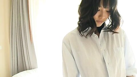 BOMB-1031 D-BOMB Such A Woman - Annami Konno