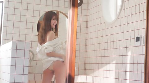 FRIDAY GOLD Haruka Natsumi 夏実晴香 - Venus In Summer 夏のビーナス