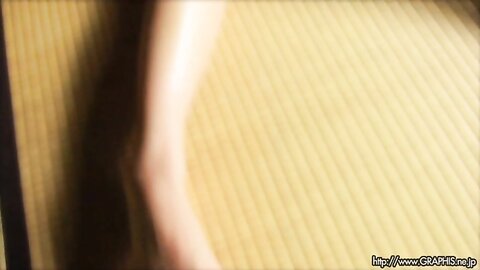 Graphis Gals – Riku Minato 湊莉久 Carbonated Clip 1