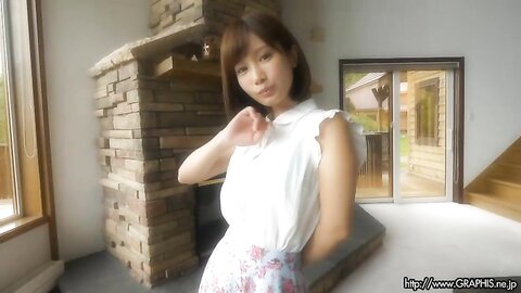 Graphis Minami Kojima 小島みなみ Winter Special 2018 Can you come here Clip 1