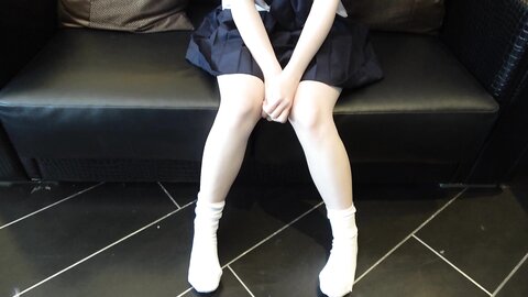4740612-1 [お宝第二弾]**pzzyxqx*z* アイドルデビュー直前。白くて細いち./.い.さ./なカラダ。制服姿に興奮したオトコのチンポでぽっかり開いた狭い膣穴に注ぎ込まれる白い液体。