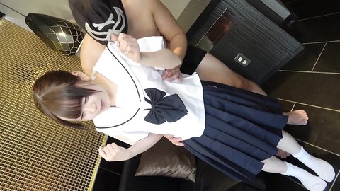 4740612-1 [お宝第二弾]**pzzyxqx*z* アイドルデビュー直前。白くて細いち./.い.さ./なカラダ。制服姿に興奮したオトコのチンポでぽっかり開いた狭い膣穴に注ぎ込まれる白い液体。