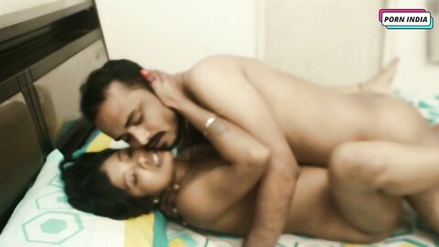 Hot Indian Beautiful Girl Fucking In The Morning Asian Porn