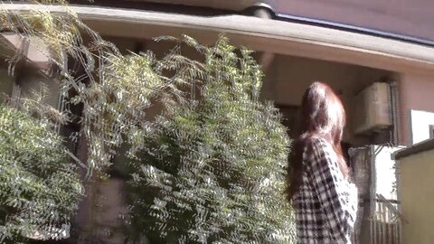 Japanese Girl Satisfies Her Bush With A Toy Outside After Sucking Guy Dick In The Car