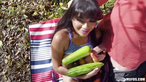 Aryana Amatista Garden Salad