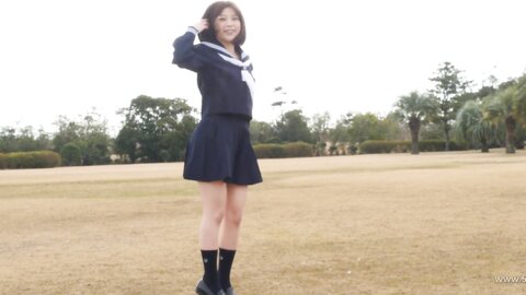 COPER-010 First Time, Momoiro - Momo