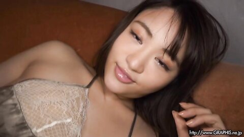 Graphis Gals – Miko Matsuda 松田美子『Metamorphosis』Clip 3