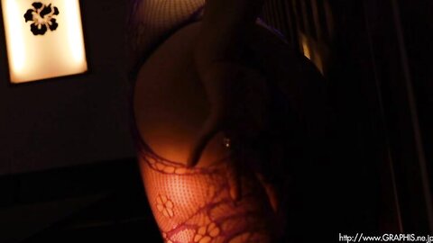 Graphis Marina Shiraishi 白石茉莉奈 - Oh Boy Clip 09