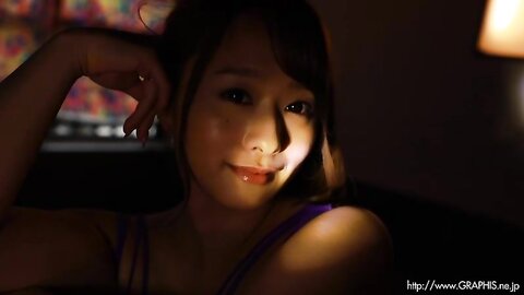 Graphis Marina Shiraishi 白石茉莉奈 - Oh Boy Clip 09