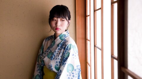 NAAC-032 Best Naked-Mitsuki Momota