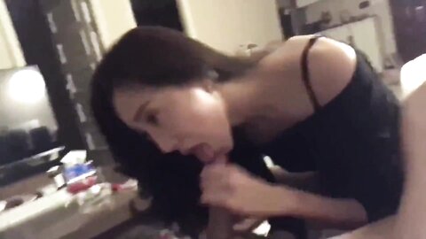 Asian Couple 28 (Chinese Girlfriend Blowjob)