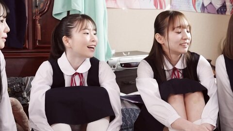 HUNTC-389 This Room Makes My Crotch Tingle... A Neighborhood Girl And Her Friend Who Got Aroused By My...