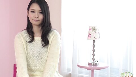 Photoshoot Ends With The Asian Ako Nishino Masturbating And Sucking Coc