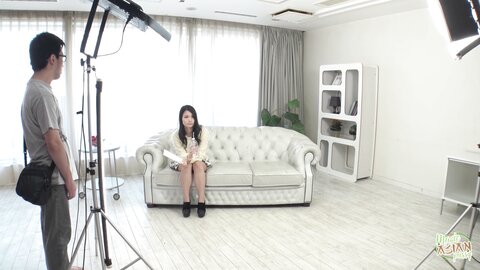Photoshoot Ends With The Asian Ako Nishino Masturbating And Sucking Coc