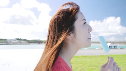 REBD-960 Non3 Seaside Flower Between The Waves, Small Flowers