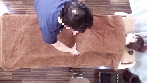 4750191-1 Exclusif50% DE RÉDUCTION ! [No\naked Nakadashi]**pyjpqos*s* Aujourd`hui, une femme mince et séduisante à la peau humide est venue dans notre magasin après avoir déjeuné avec ses amies de la classe de