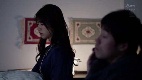 JUR-424 [4K] Unable To Move...200% Of The Rush-hour Commuters Are Licking Their Pants... Yuki Takeuchi