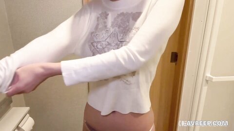 FC2 JAV 31 (Creampie for a natural beauty with actress-like looks)