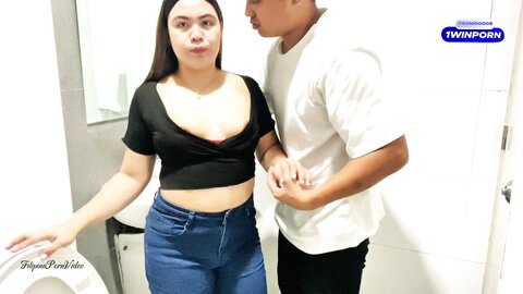 Cute Tinder Date Public Cr Blowjob Turned Into Risky Sex Filipina Porn