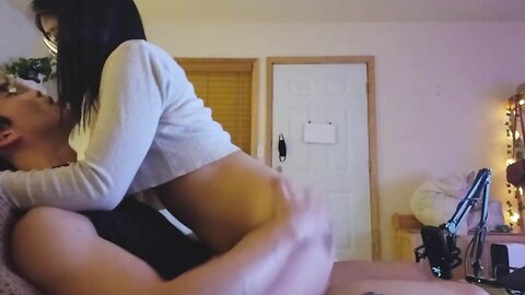 Impitis – Amateur Asian Couple