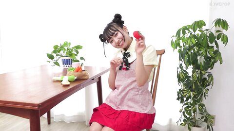 Lovepop 2025-09-19 Yui Iruma 入間ゆい Clip 040 - *** Uniform apron