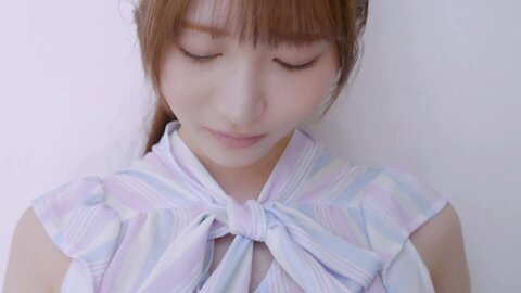 Graphis Gals – Rikka Ono 小野六花 Sweaty Cip 1